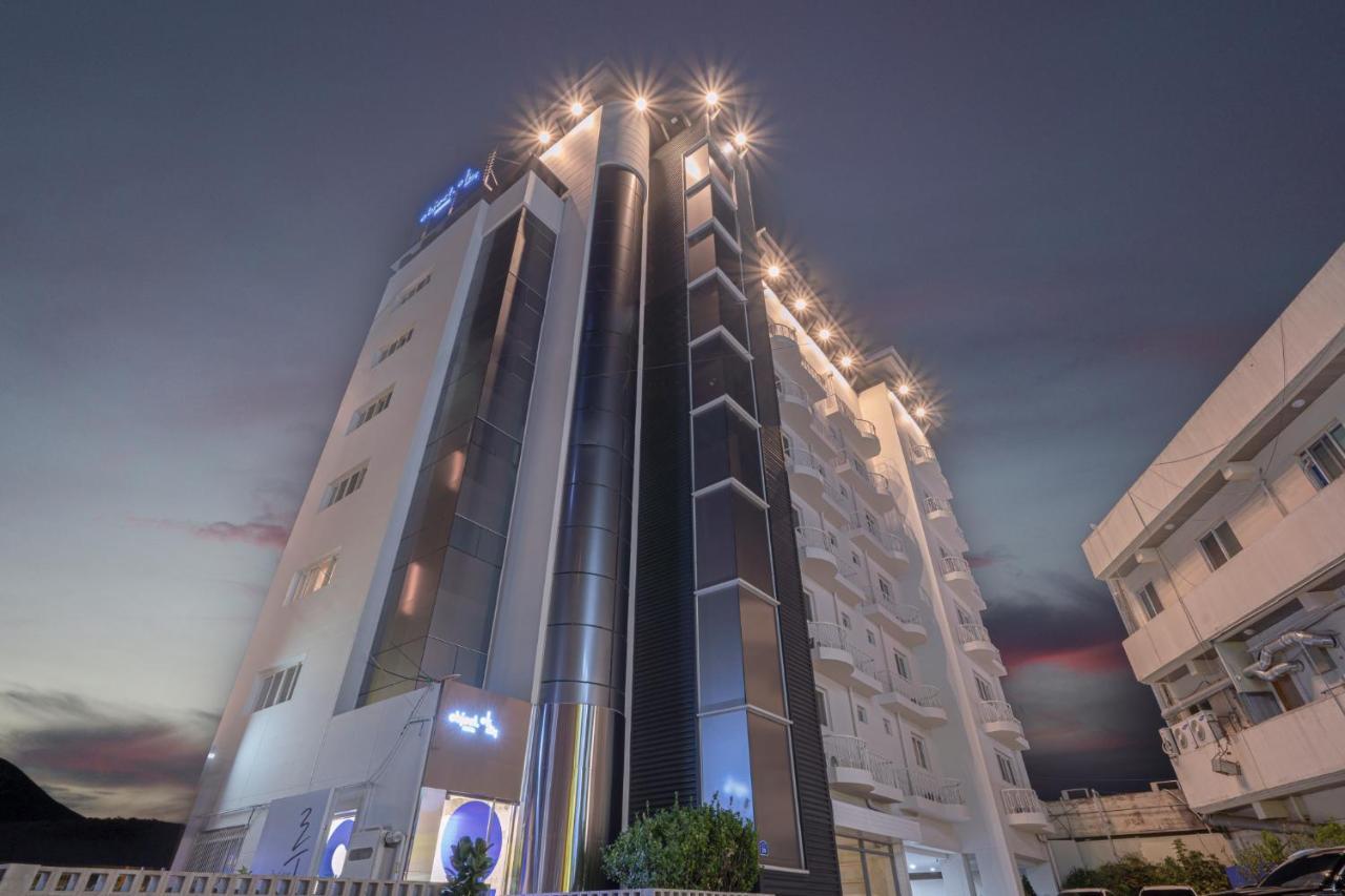 Object Aank Hotel 龟尾 外观 照片